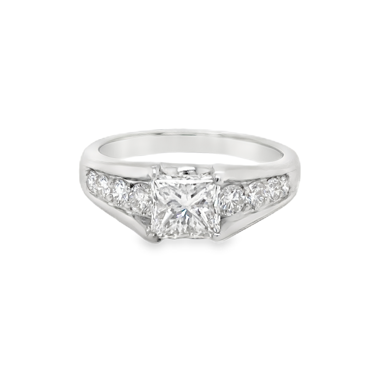 1.022ct Radiant-Cut Diamond Halo Ring