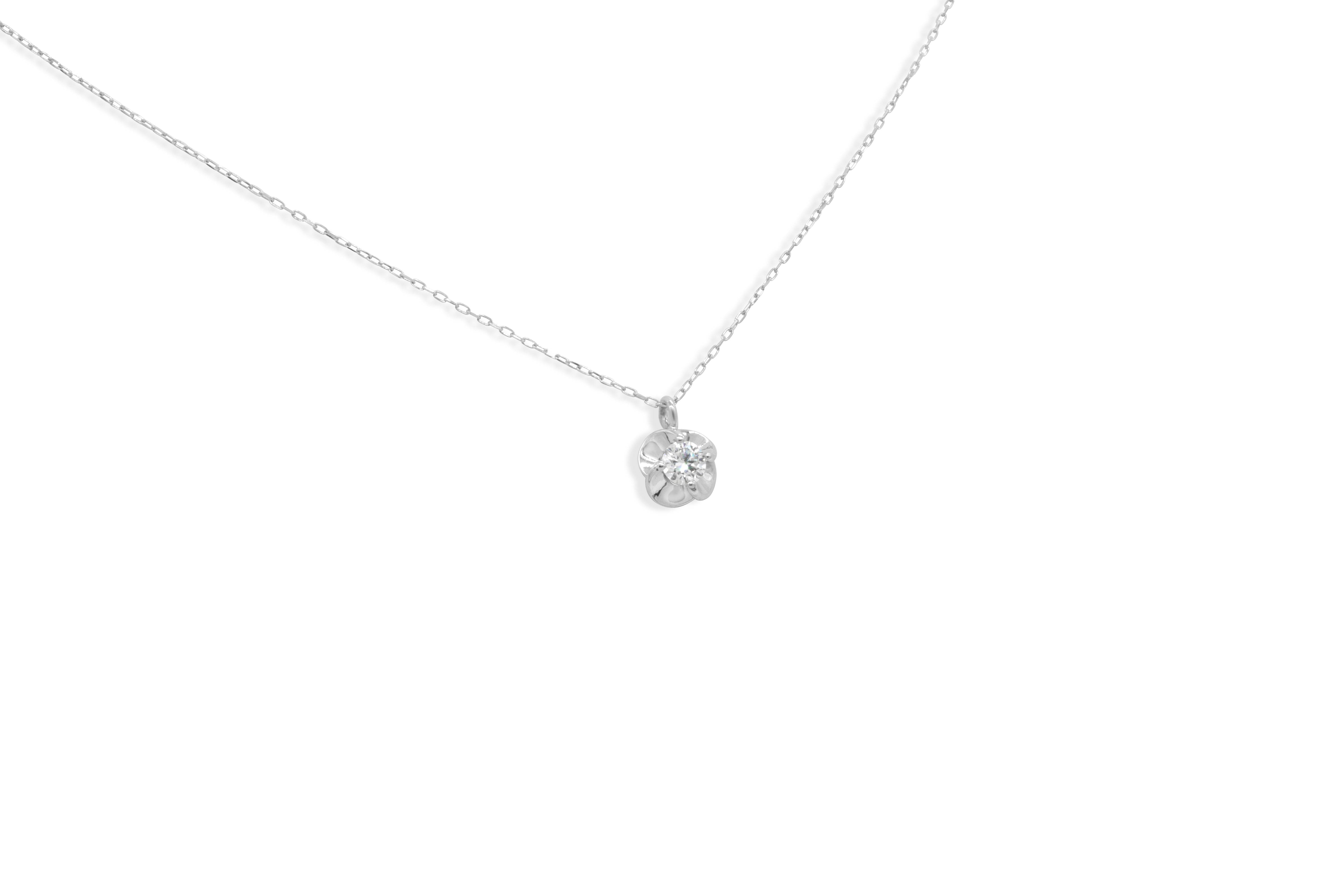 0.1 CT Platinum Diamond Pendant Necklace - Candid Japan