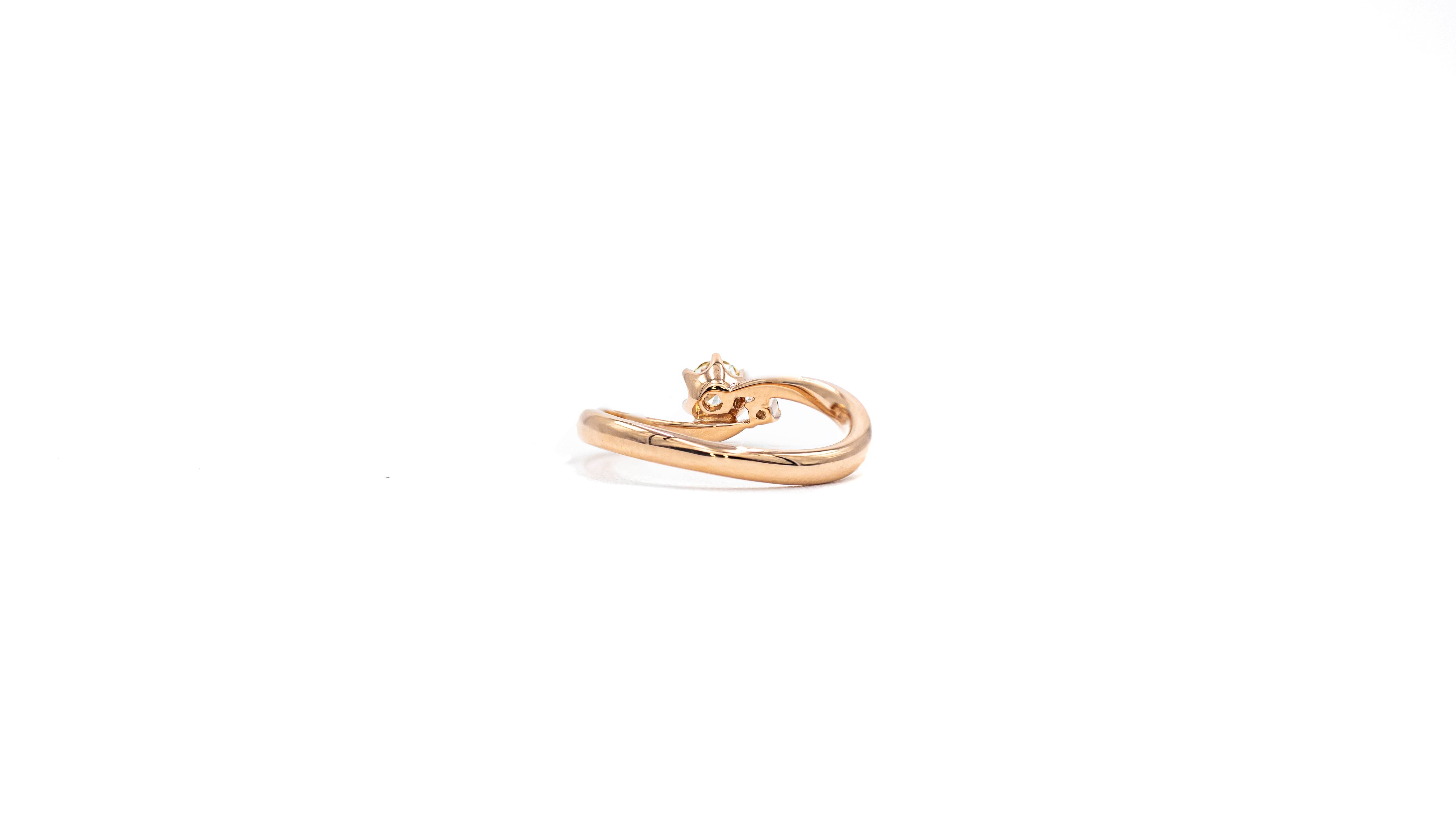 0.25 Ct Diamond Platinum Ring - Candid Japan