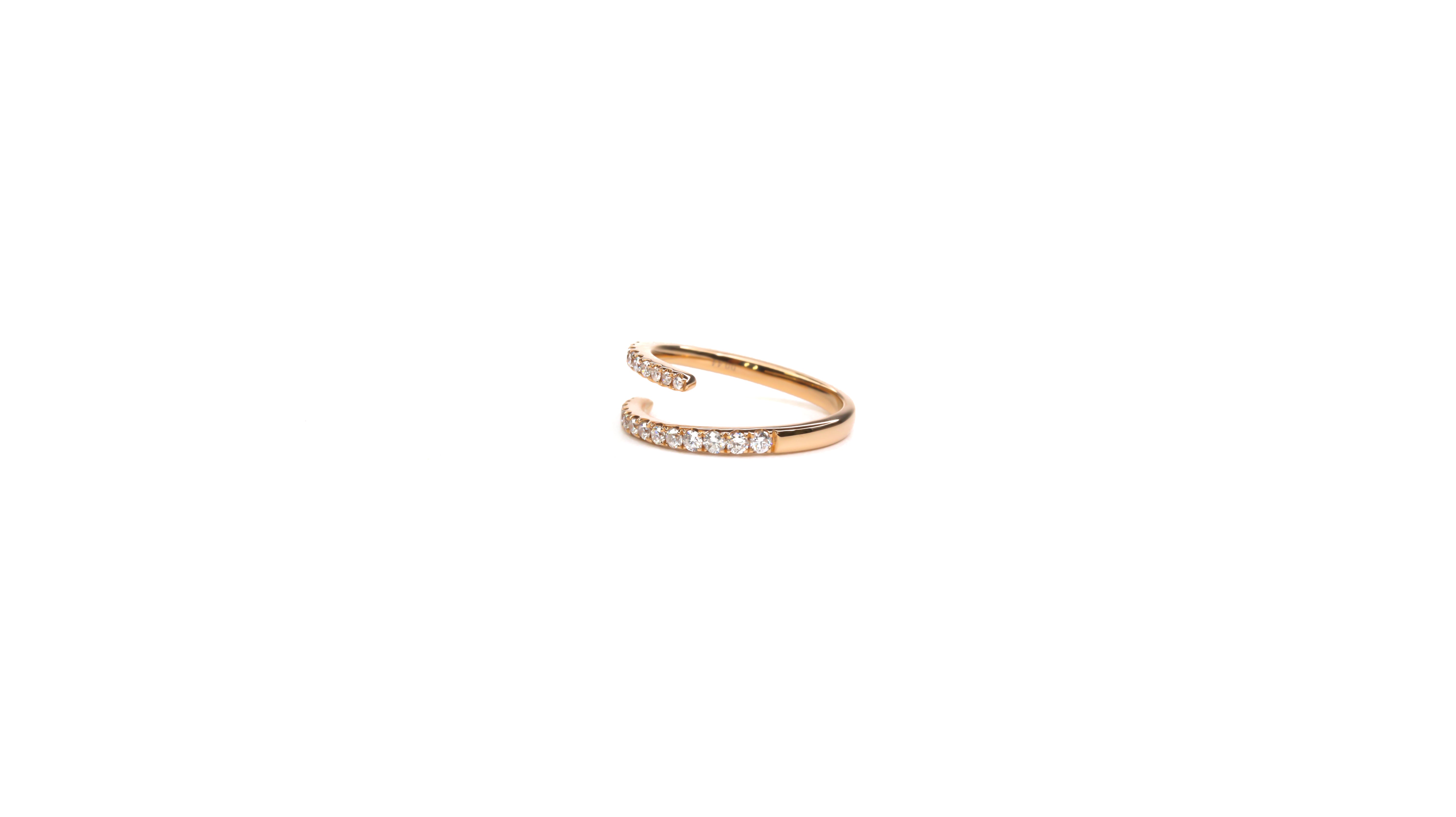 Elegant Twisted Diamond Ring