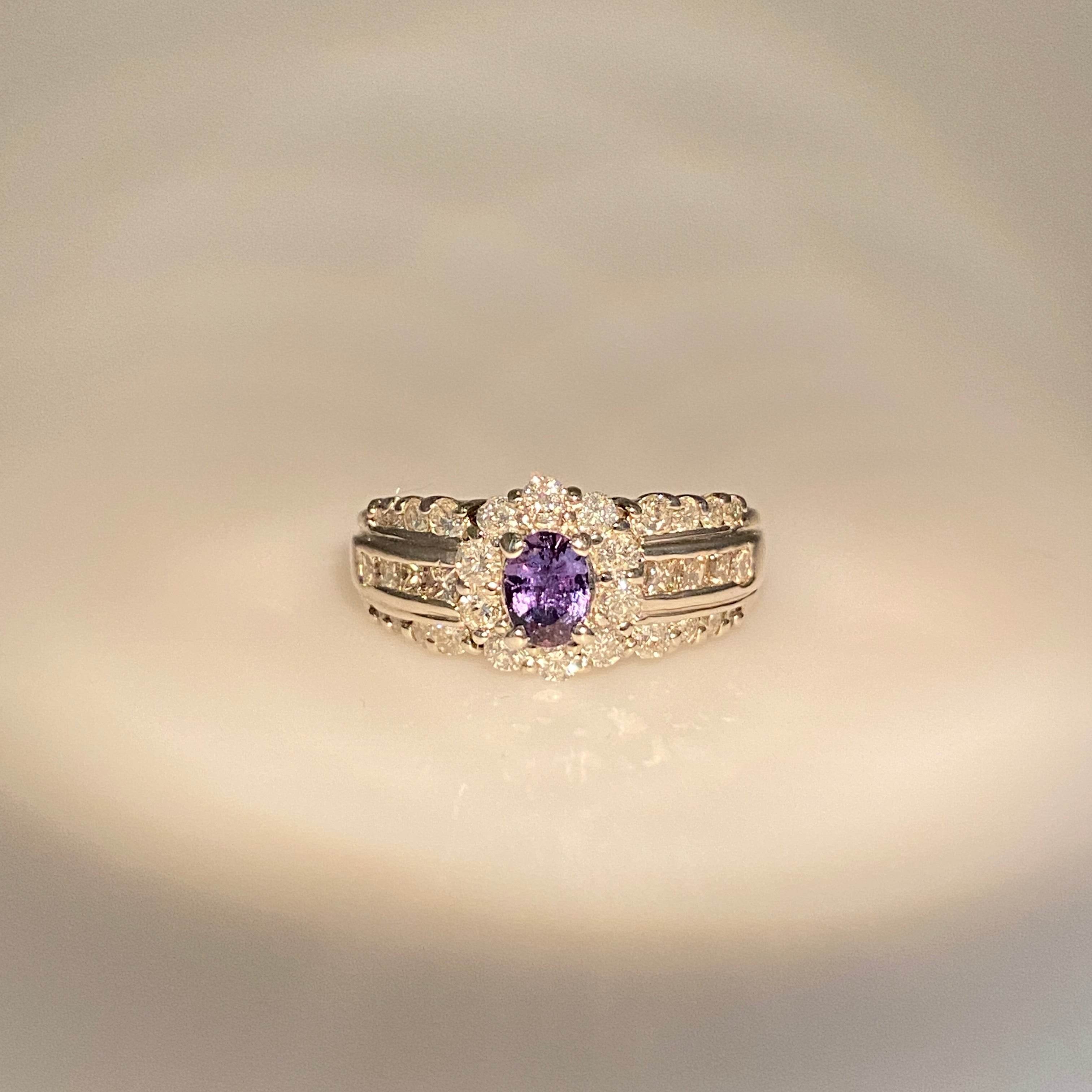 0.30ct Oval Brazil Alexandrite & Diamond Platinum Ring - Candid Japan