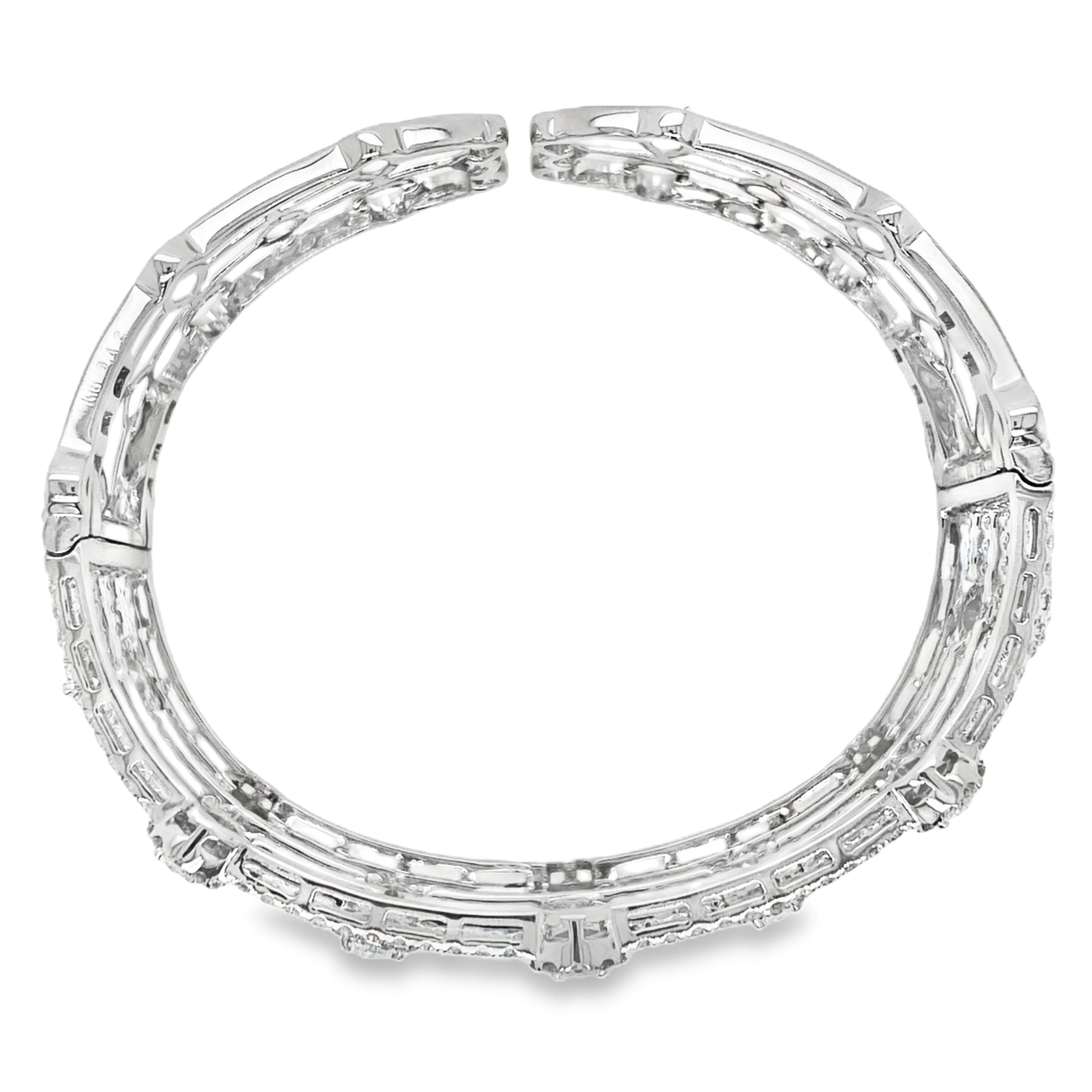 riple-Line Fancy Shape Diamond Statement Bangle